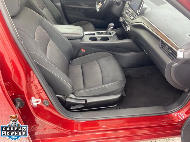 Used 2025 Nissan Altima 2.5 SV FWD image 21
