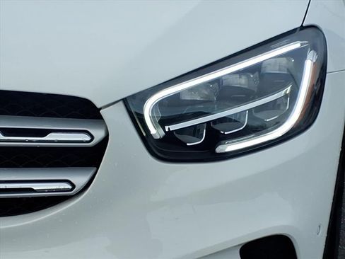 Used 2022 Mercedes-Benz GLC 300 4MATIC image 8