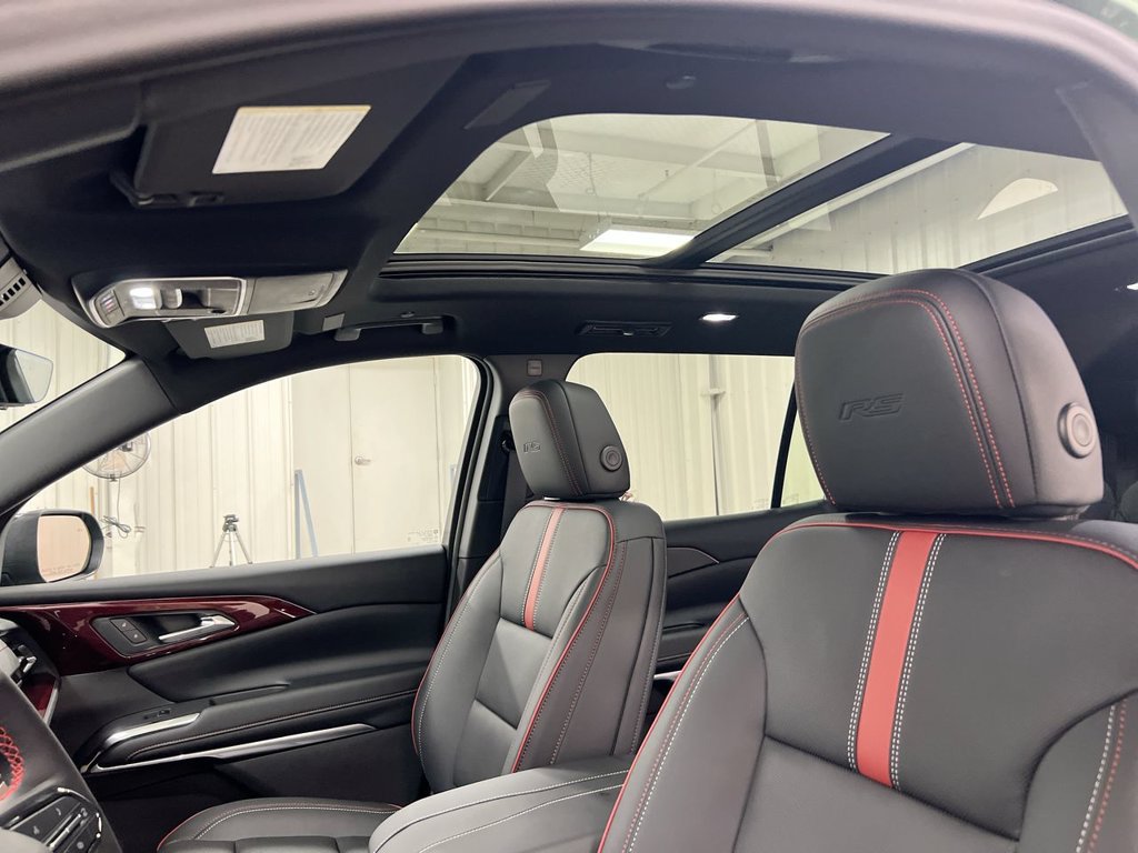 New 2027 Chevrolet Traverse RS w/ LPO, Floor Liner Package AWD/4WD image 20