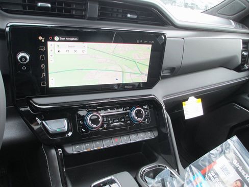 New 2026 GMC Sierra 1500 AT4X image 18