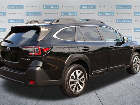 Used 2023 Subaru Outback Premium AWD/4WD image 7