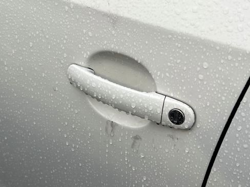 Used 2011 Volkswagen Jetta SE image 18