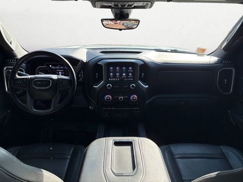 Used 2019 GMC Sierra 1500 Denali w/ Denali Ultimate Package AWD/4WD image 11