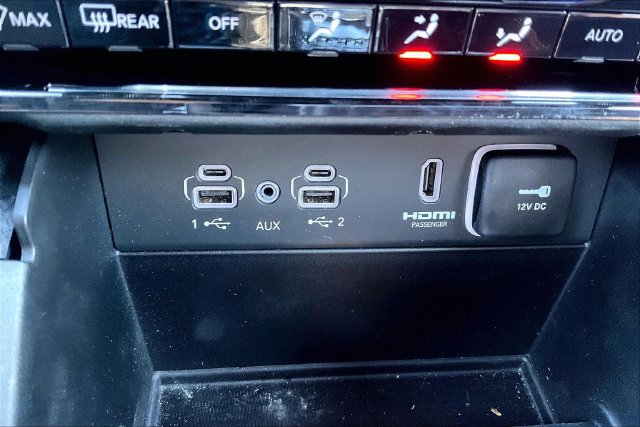 Used 2024 Jeep Grand Cherokee Summit AWD/4WD image 33
