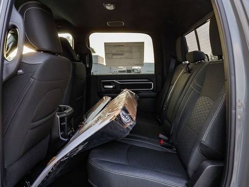 New 2026 RAM 2500 Big Horn AWD/4WD image 22