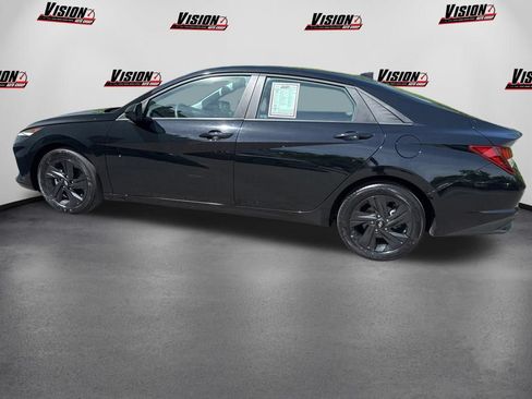 Used 2023 Hyundai Elantra SEL FWD image 8