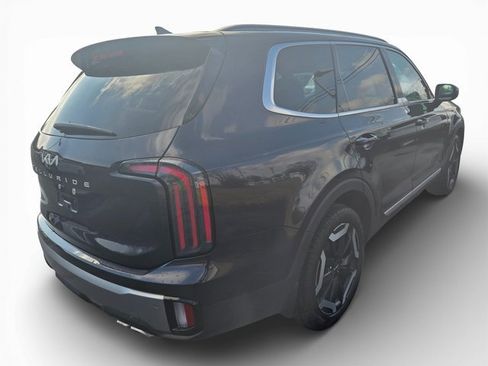 Used 2025 Kia Telluride EX image 14