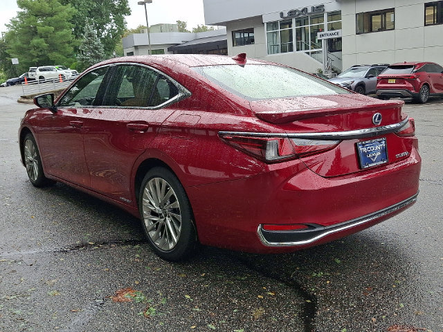 Used 2019 Lexus ES 300h w/ Accessory Package 2 FWD image 4