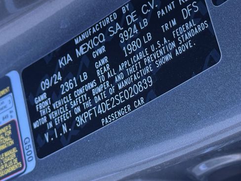 Used 2025 Kia K4 LXS image 29