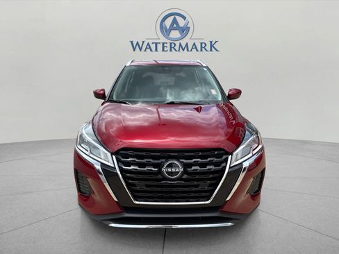 Certified 2024 Nissan Kicks SV FWD image 12