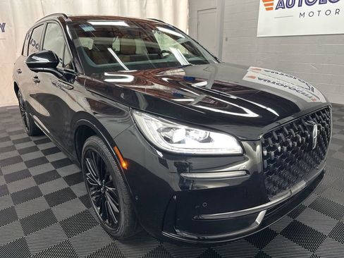 Used 2023 Lincoln Corsair Reserve w/ Equipment Group 202A image 2