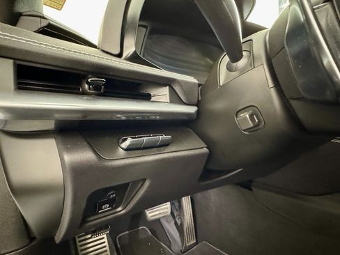 Used 2021 Chevrolet Corvette Stingray Preferred Conv w/ Z51 Performance Package image 32