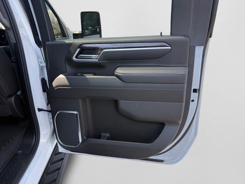 New 2026 Chevrolet Silverado 2500 LTZ AWD/4WD image 16