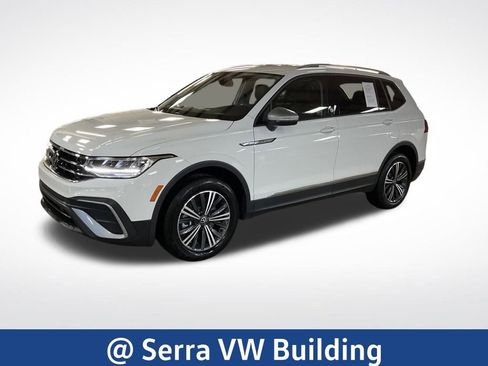 Certified 2024 Volkswagen Tiguan Wolfsburg Edition image 1