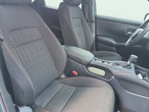 Used 2024 Honda HR-V Sport image 19