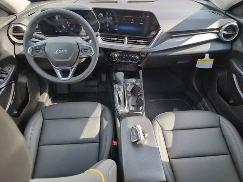 New 2026 Chevrolet Trax ACTIV w/ Sunroof Package FWD image 14