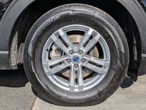 Certified 2023 Ford Explorer XLT w/ Equipment Group 202A image 13