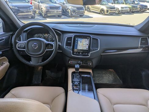 Used 2019 Volvo XC90 T6 Momentum image 27