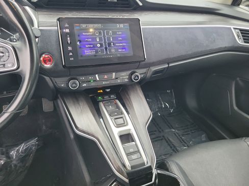 Used 2018 Honda Clarity Touring image 12