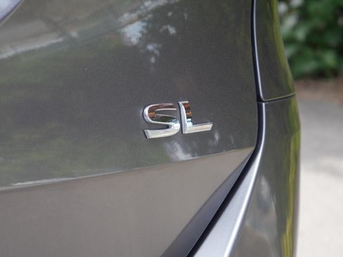 Used 2015 Nissan Rogue SL w/ SL Premium Package FWD image 18