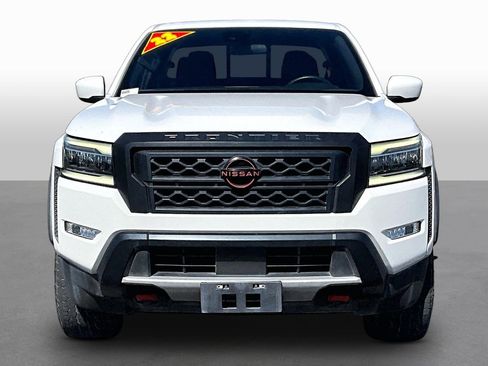 Used 2022 Nissan Frontier Pro-X RWD image 3
