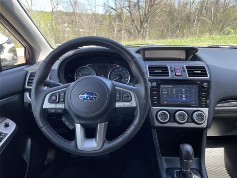 Used 2017 Subaru Crosstrek 2.0i Limited image 19