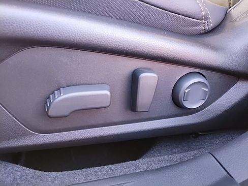 New 2026 Subaru Outback Limited image 23