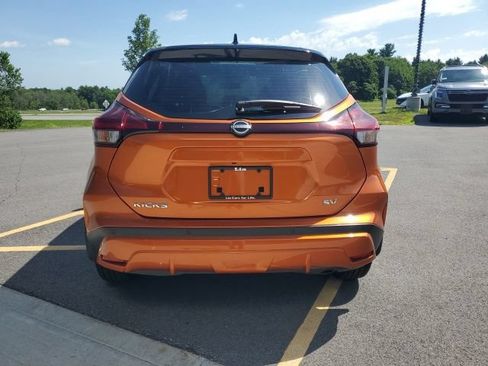Used 2023 Nissan Kicks SV FWD image 5
