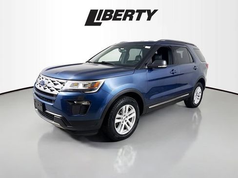 Certified 2019 Ford Explorer XLT w/ Equipment Group 202A image 3