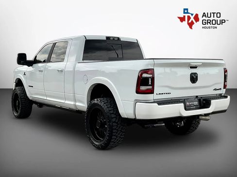 Used 2024 RAM 2500 Limited AWD/4WD image 3