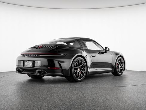 Used 2026 Porsche 911 Targa 4S AWD/4WD image 6