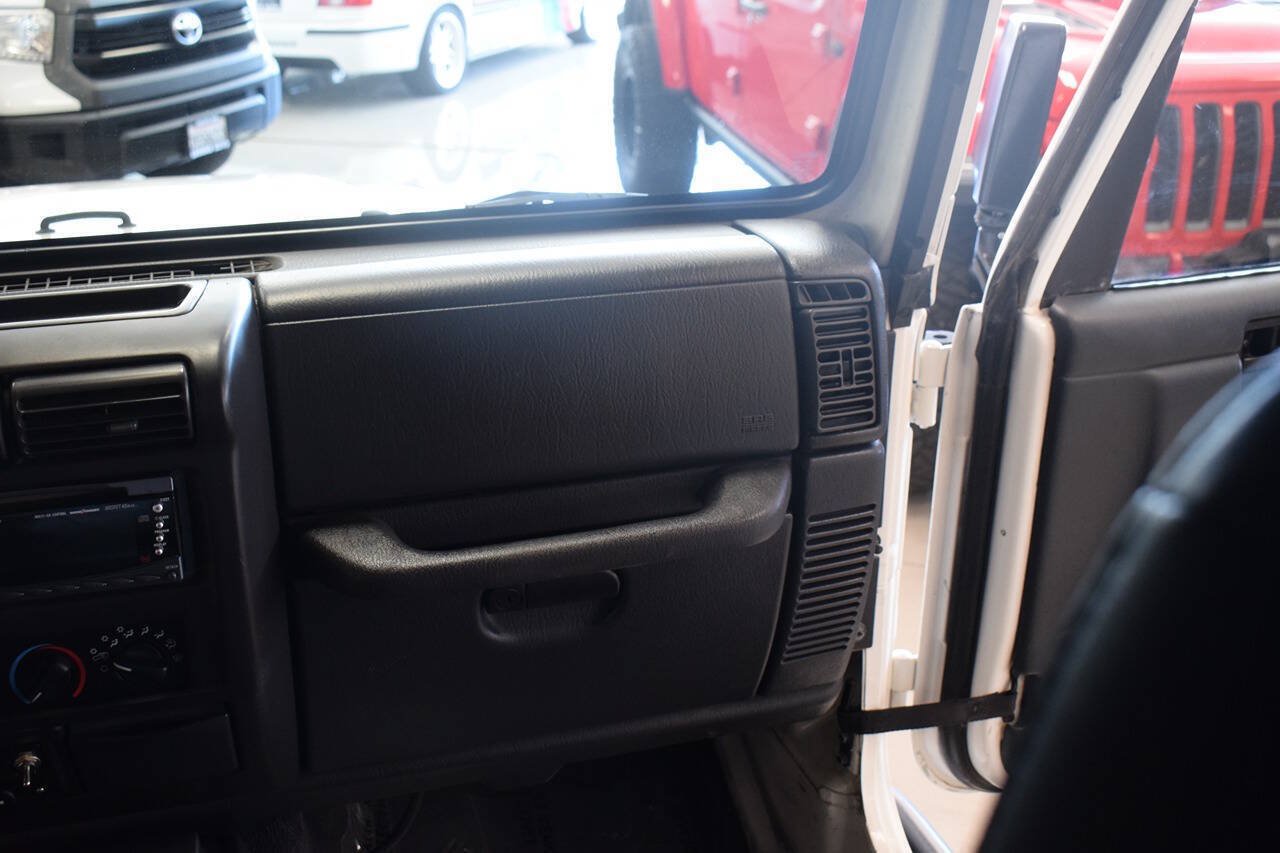 Used 2000 Jeep Wrangler Sport AWD/4WD image 28