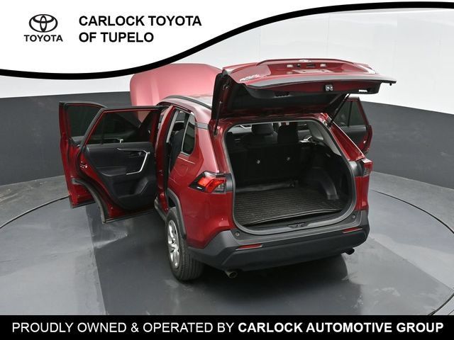 Used 2019 Toyota RAV4 LE FWD image 48