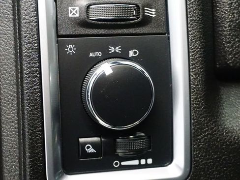 Used 2023 RAM 1500 Classic Warlock image 26