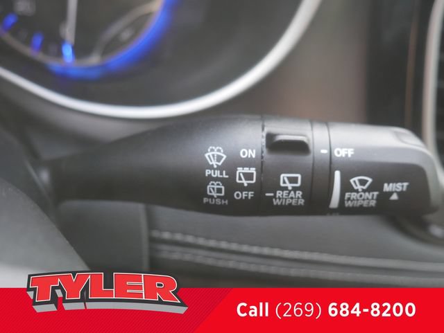 New 2027 Chrysler Pacifica Select FWD image 25
