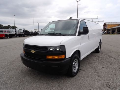 Used 2023 Chevrolet Express 2500 Extended w/ Driver Convenience Package RWD image 54