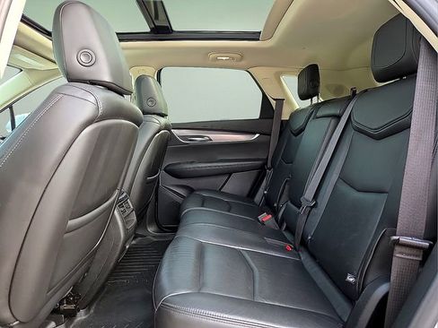 Used 2019 Cadillac XT5 Premium Luxury image 13
