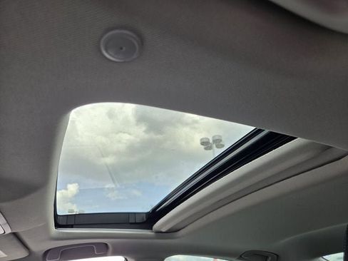 Certified 2025 Honda Accord SE image 15