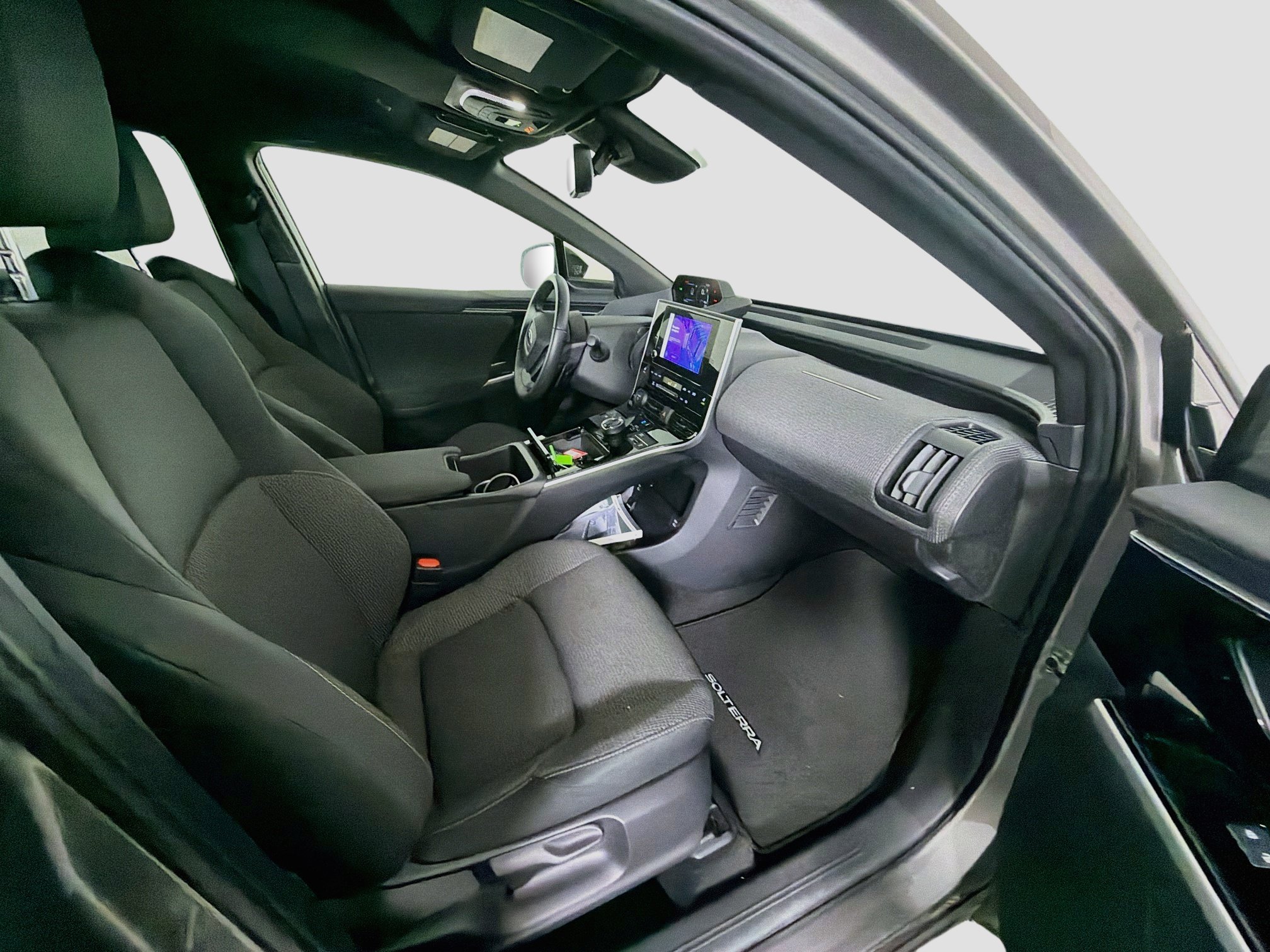 Used 2023 Subaru Solterra AWD image 30