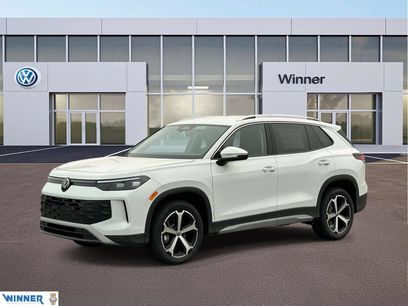 New 2026 Volkswagen Tiguan SE