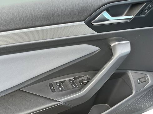 New 2026 Volkswagen Jetta SE image 11