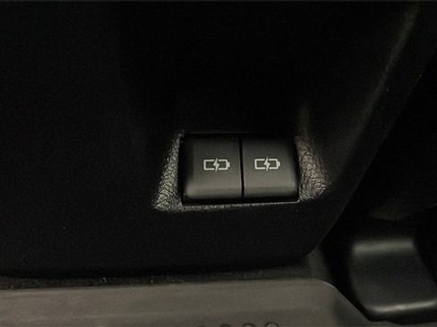 Used 2023 Toyota 4Runner SR5 Premium image 31