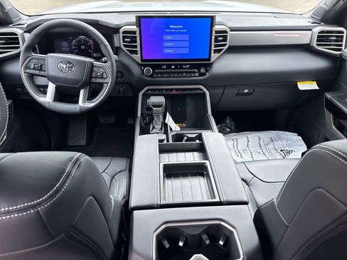 New 2026 Toyota Tundra Limited AWD/4WD image 26
