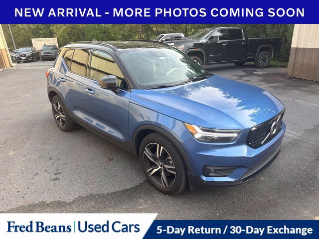 Used 2021 Volvo XC40 T5 R-Design w/ Climate Package AWD/4WD image 5