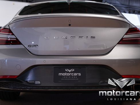 Used 2023 Genesis G70 2.0T w/ Sport Prestige Package image 18