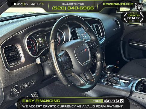 Used 2017 Dodge Charger R/T Scat Pack w/ Beats Audio Group RWD image 11