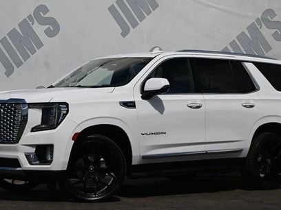 Used 2022 GMC Yukon SLT w/ SLT Luxury Package