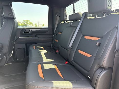New 2026 GMC Sierra 2500 AT4 w/ AT4 Premium Plus Package AWD/4WD image 33