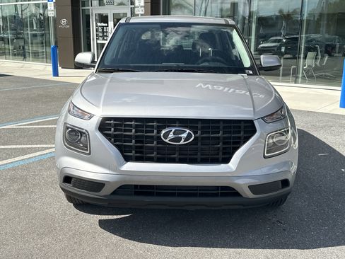 New 2026 Hyundai Venue SE image 4