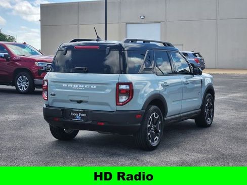 Used 2023 Ford Bronco Sport Outer Banks w/ Tech Package AWD/4WD image 6